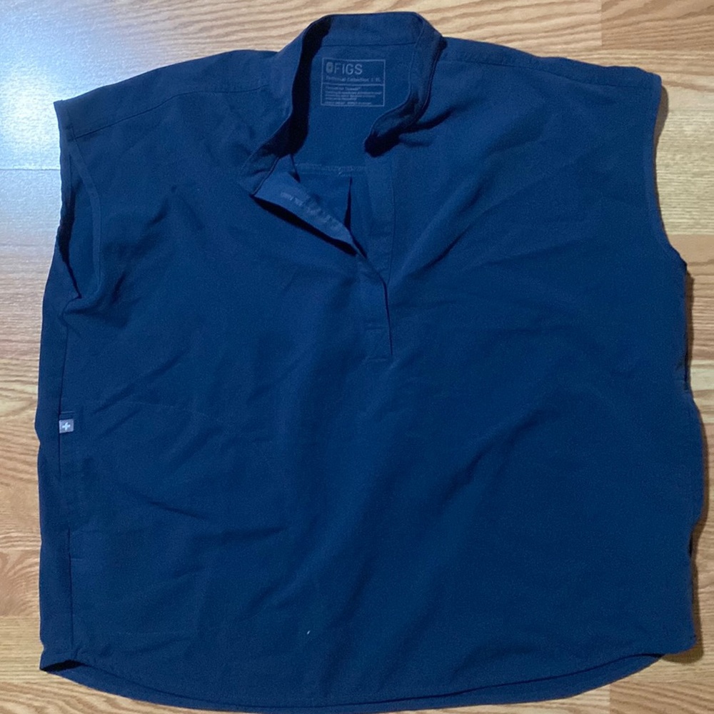 XL dark harbor figs top